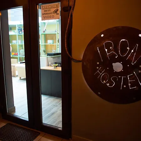 Hostel Iron &